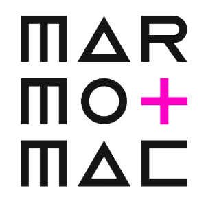 Logo ufficiale Marmomac con elementi geometrici e simbolo “+” rosa.